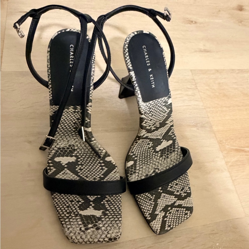 Charles & Keith Black and Snake Print Heels